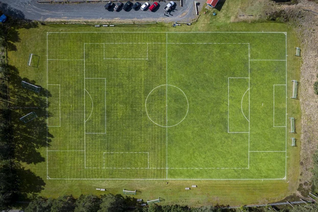 Automower導入サッカーフィールドの事例